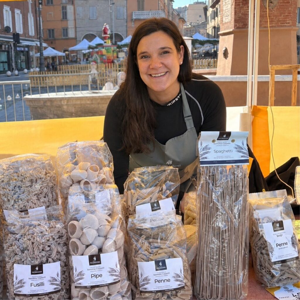 Espositrice di Agricola Ferrarini al suo stand